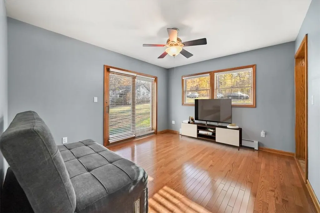 4 Cedar Trail Monroe NY 10950