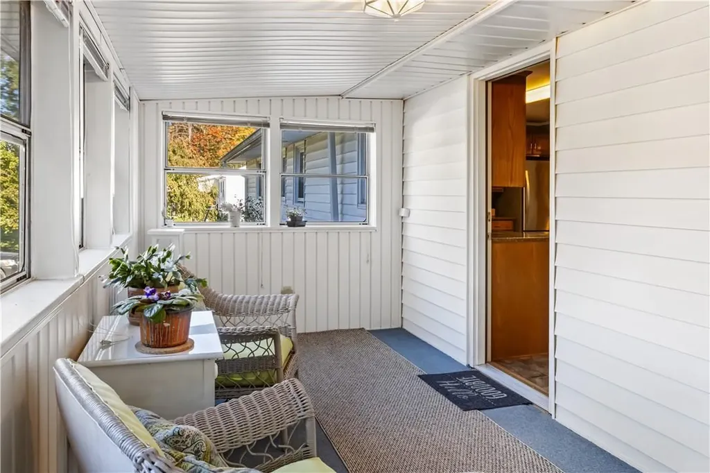 77 Round Hill Road Poughkeepsie NY 12603