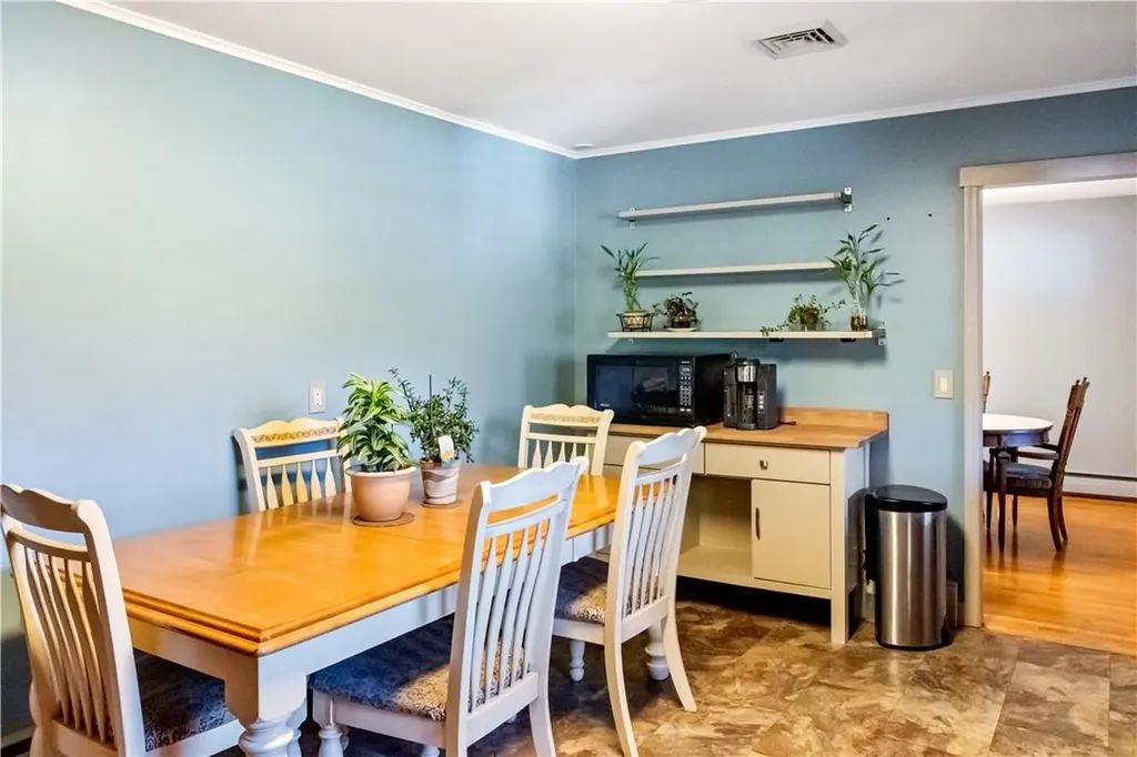77 Round Hill Road Poughkeepsie NY 12603