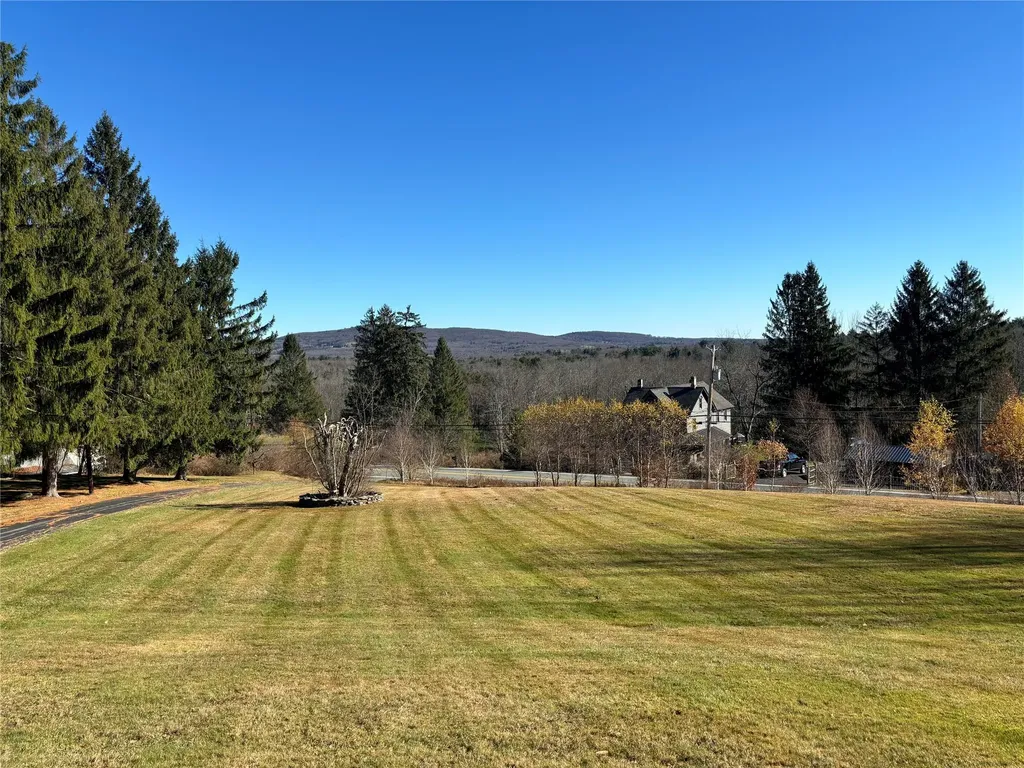 7003 State Route 42 Woodbourne NY 12788