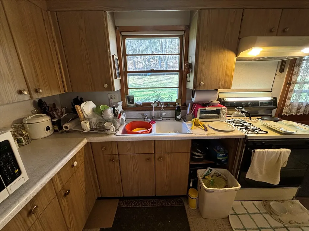 7003 State Route 42 Woodbourne NY 12788