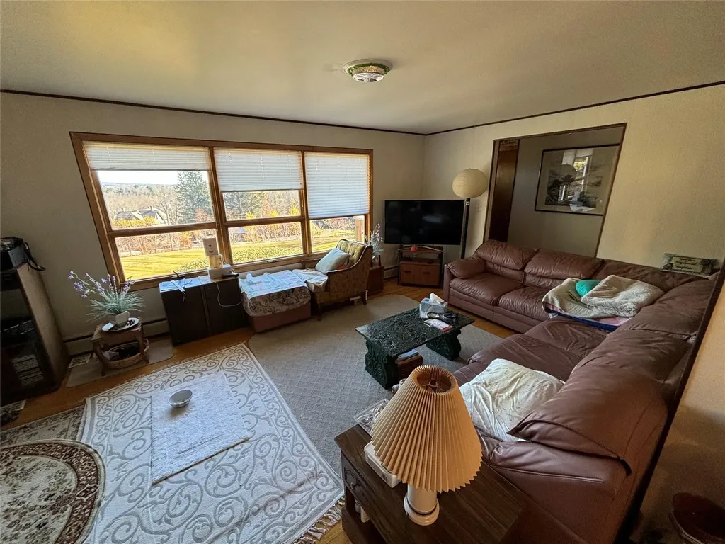 7003 State Route 42 Woodbourne NY 12788