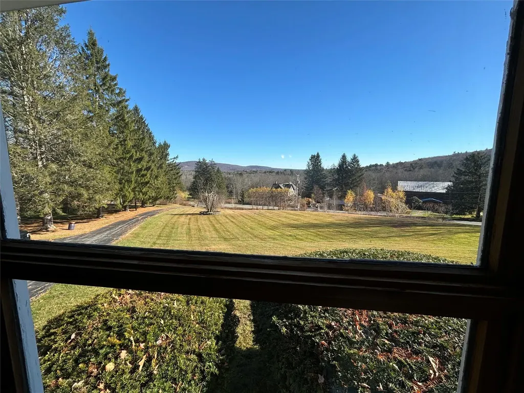 7003 State Route 42 Woodbourne NY 12788