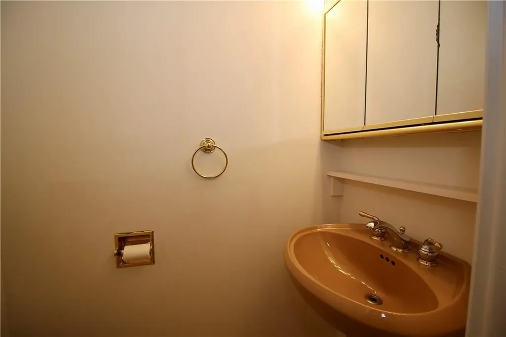 637 Kissam Road Peekskill NY 10566
