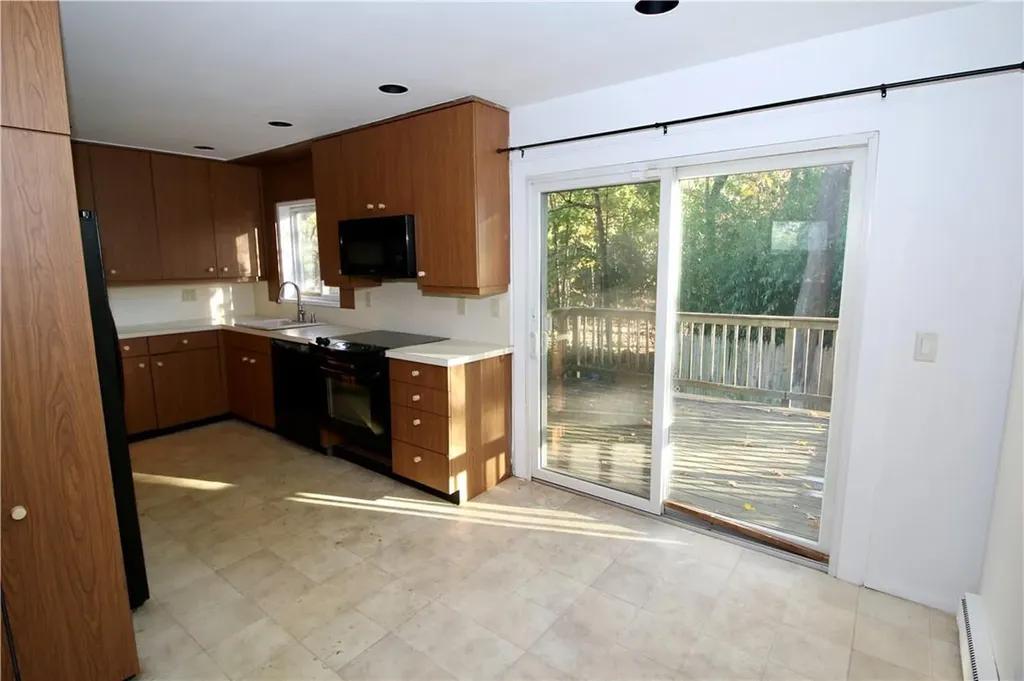 637 Kissam Road Peekskill NY 10566