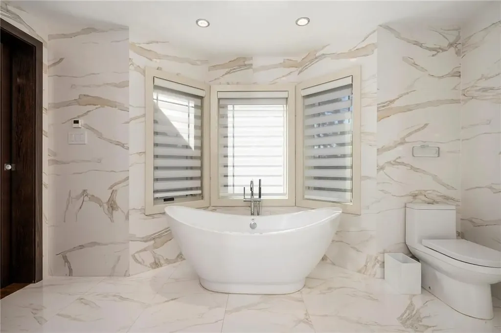 795 Kearny Drive Valley Stream NY 11581