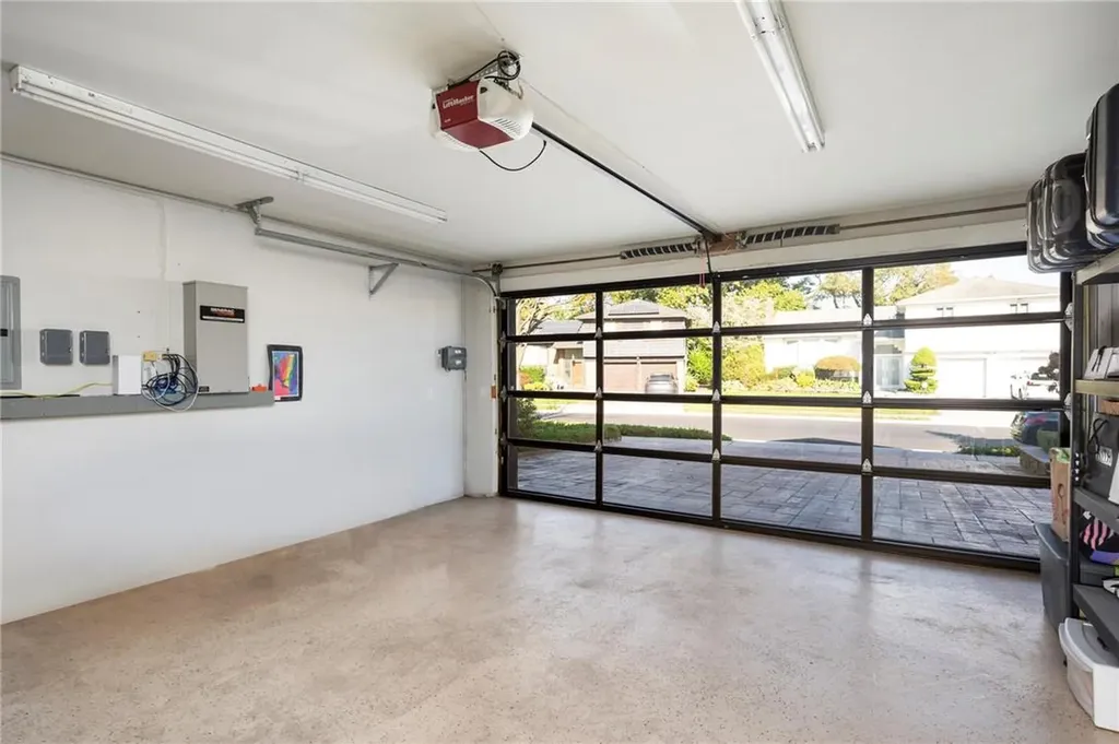 795 Kearny Drive Valley Stream NY 11581