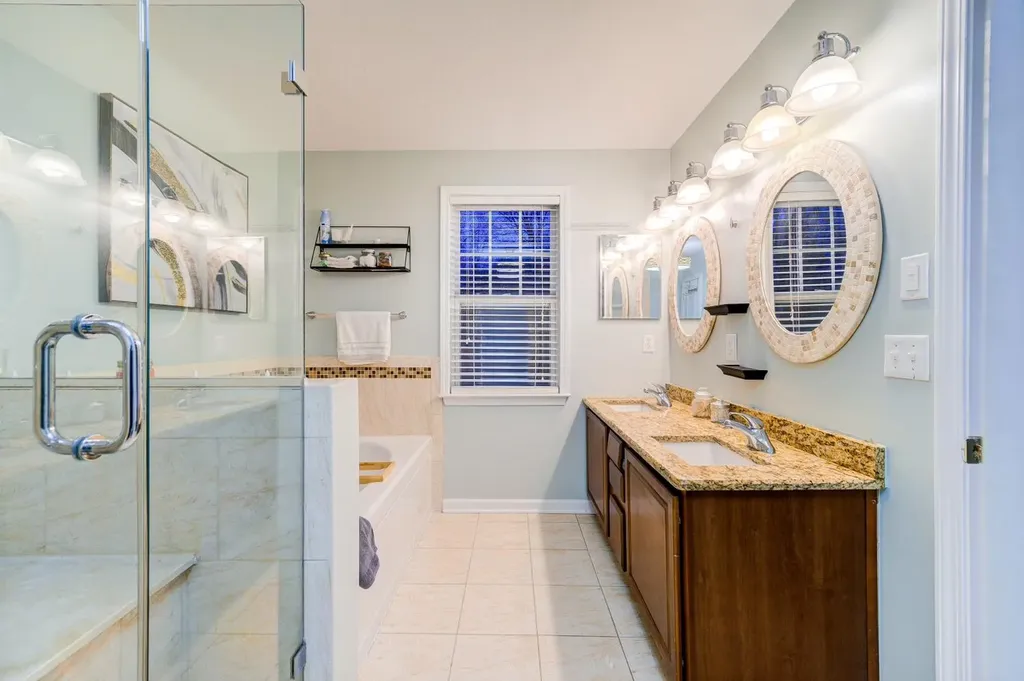20 Avoncroft Lane Middletown NY 10940