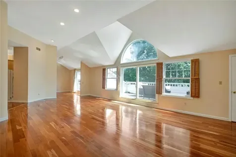 333 N State Road Briarcliff Manor NY 10510