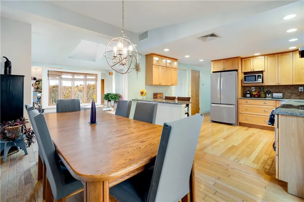 3510 Hillside Drive Mohegan Lake NY 10547