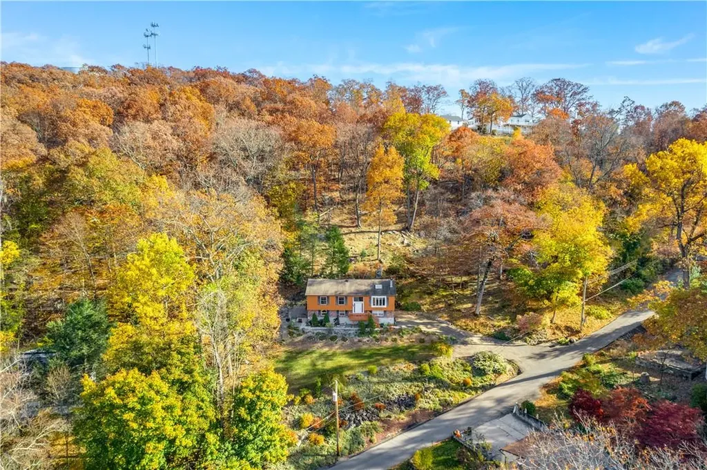 3510 Hillside Drive Mohegan Lake NY 10547