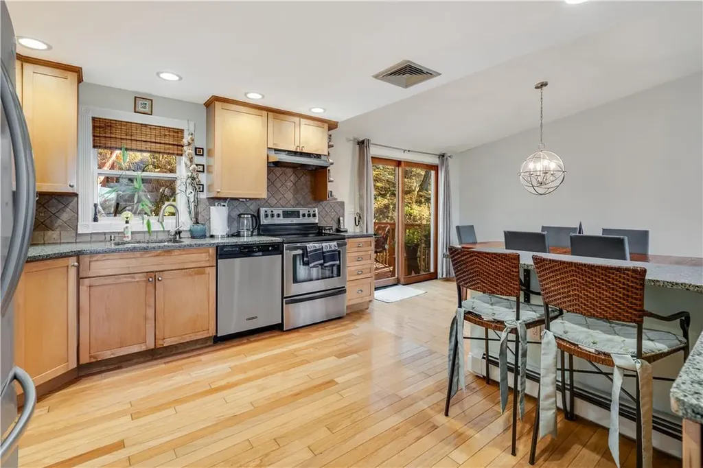 3510 Hillside Drive Mohegan Lake NY 10547