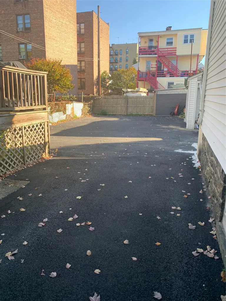 28 Wolffe Street Yonkers NY 10705