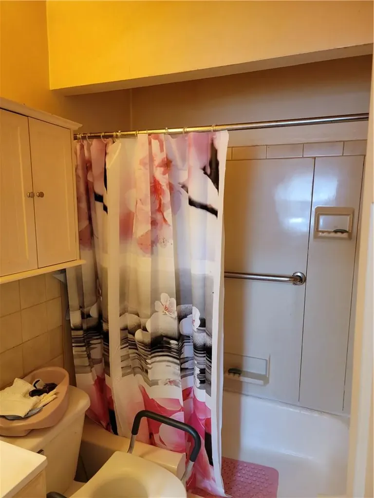 4555 170th Street Flushing NY 11358