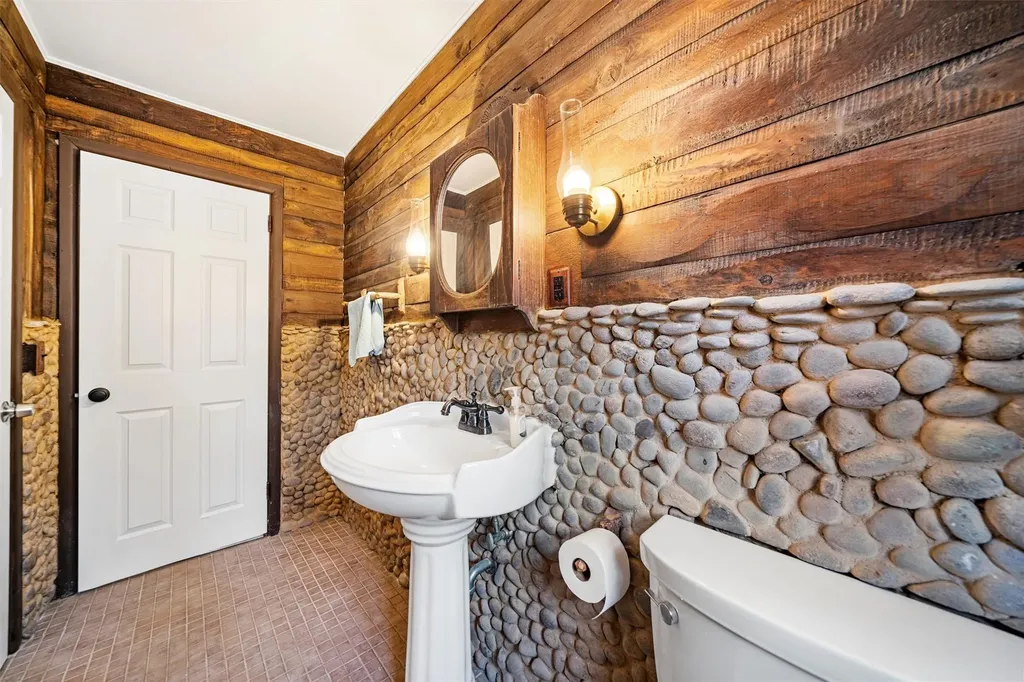 144 Lakes Road Monroe NY 10950