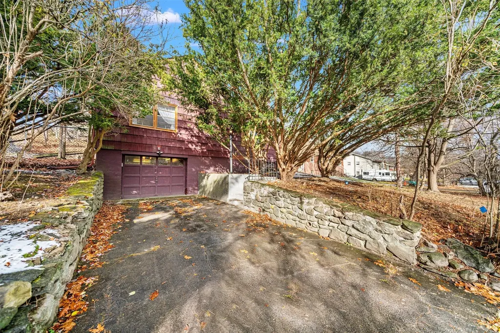 144 Lakes Road Monroe NY 10950
