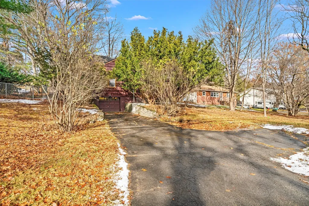 144 Lakes Road Monroe NY 10950