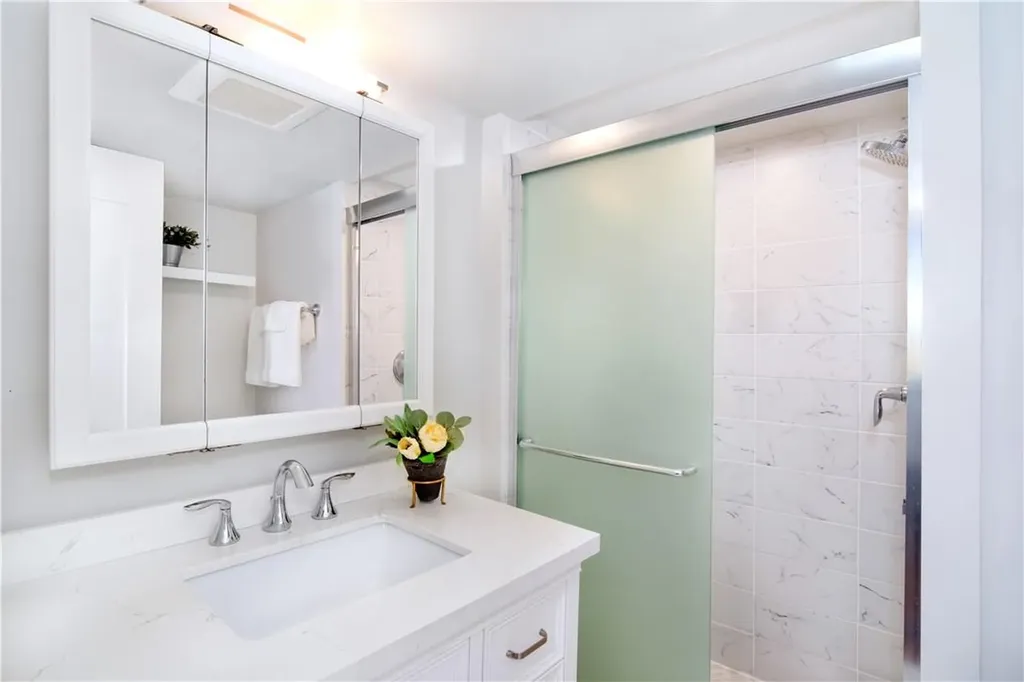 40 Round Hill Road Dobbs Ferry NY 10522