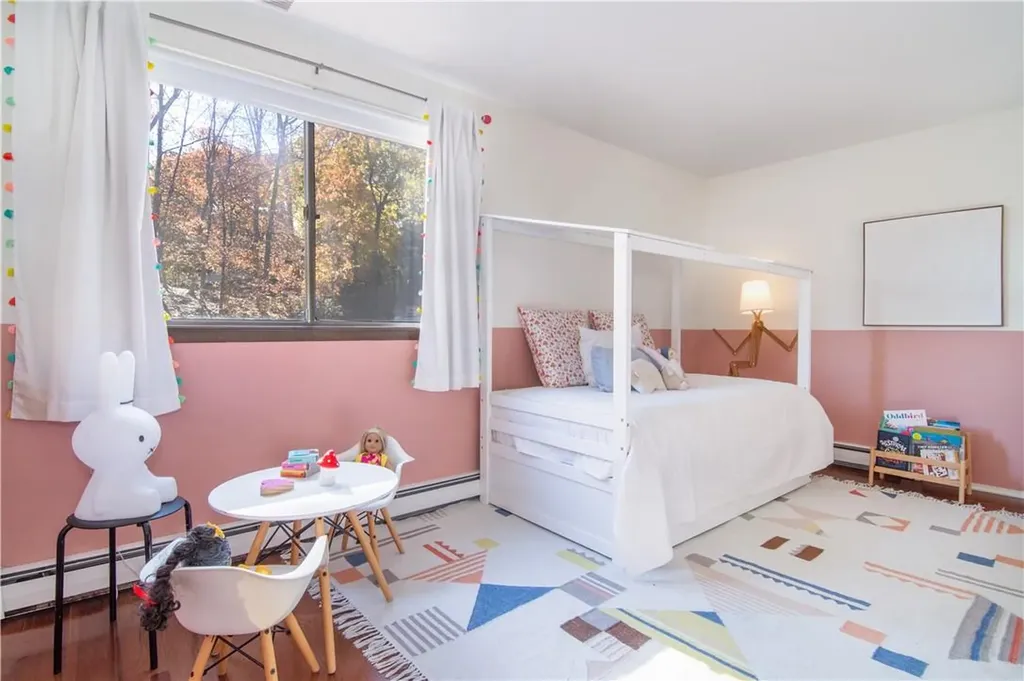 40 Round Hill Road Dobbs Ferry NY 10522