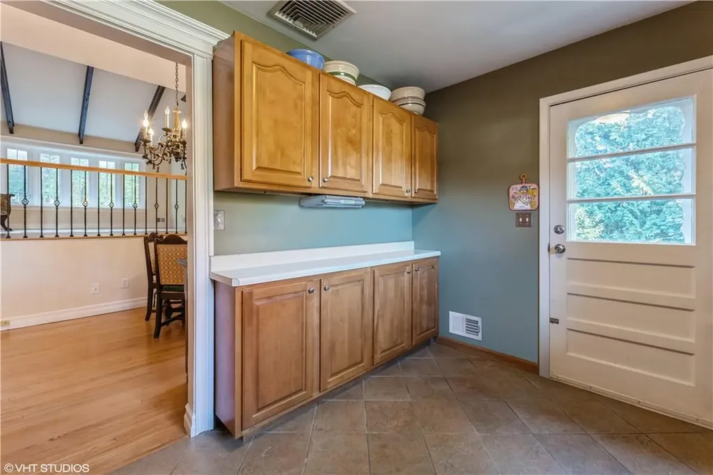 968 Chestnut Ridge Road Spring Valley NY 10977