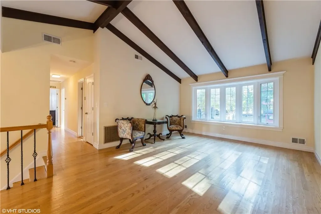 968 Chestnut Ridge Road Spring Valley NY 10977
