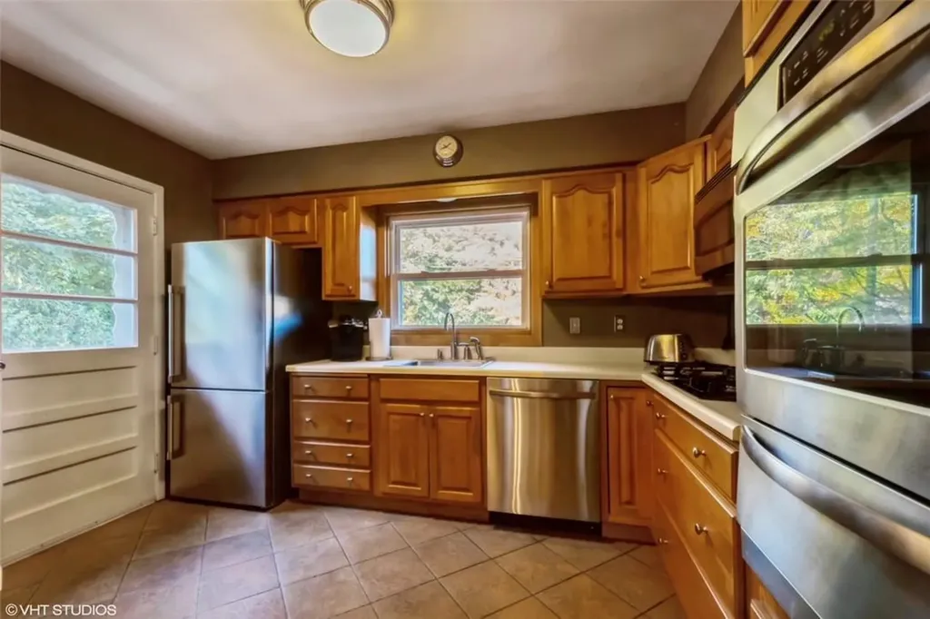 968 Chestnut Ridge Road Spring Valley NY 10977