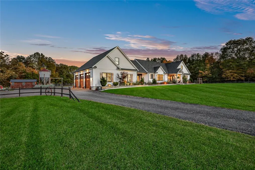 544 Drexel Drive Pine Bush NY 12566