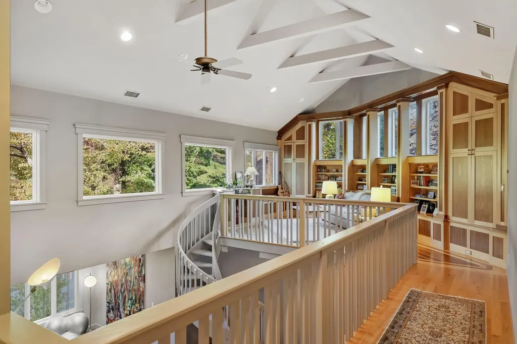 93 Tanglewylde Avenue Bronxville NY 10708