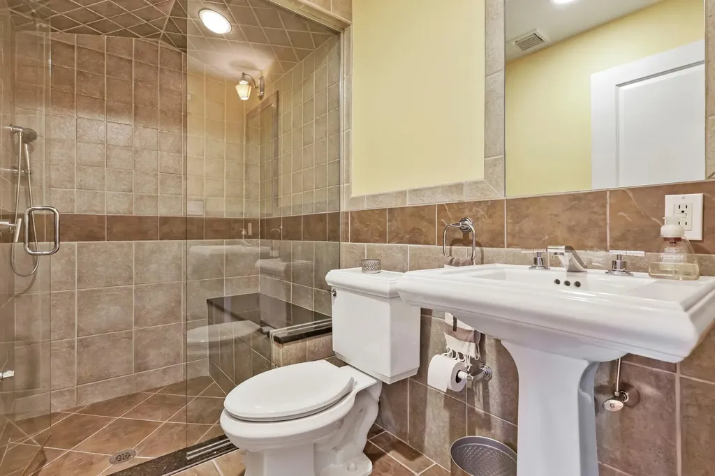 93 Tanglewylde Avenue Bronxville NY 10708