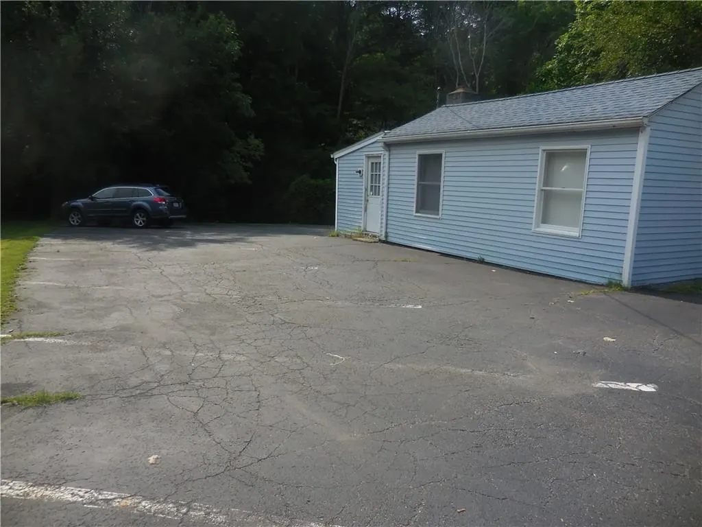 153 N Plank Road Newburgh NY 12550