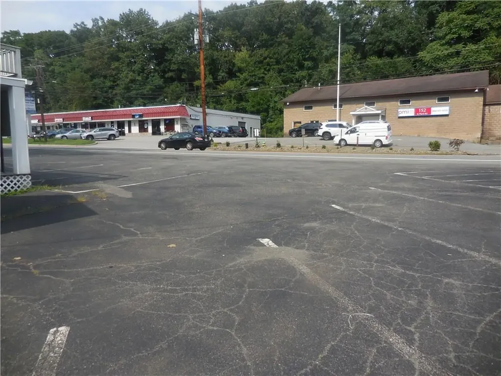 153 N Plank Road Newburgh NY 12550