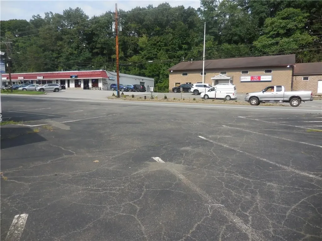 153 N Plank Road Newburgh NY 12550
