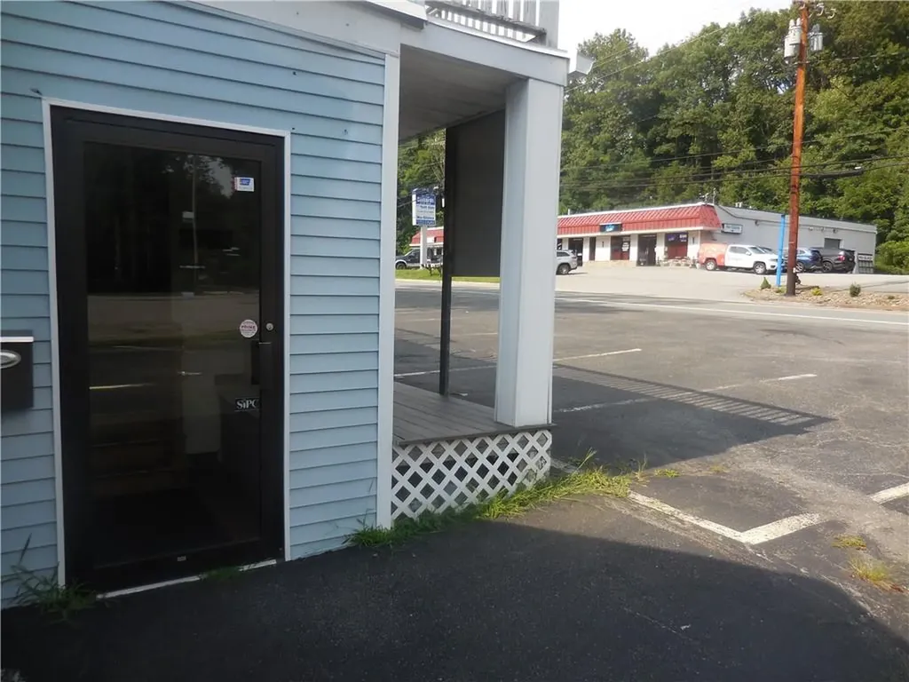 153 N Plank Road Newburgh NY 12550