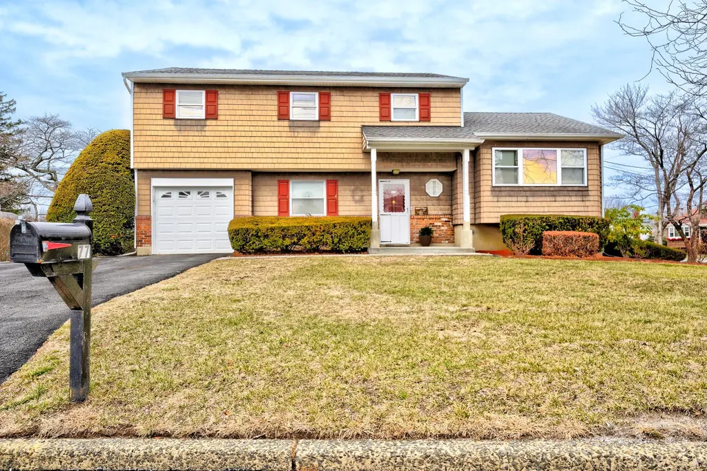 77 Hillcrest Avenue White Plains NY 10607