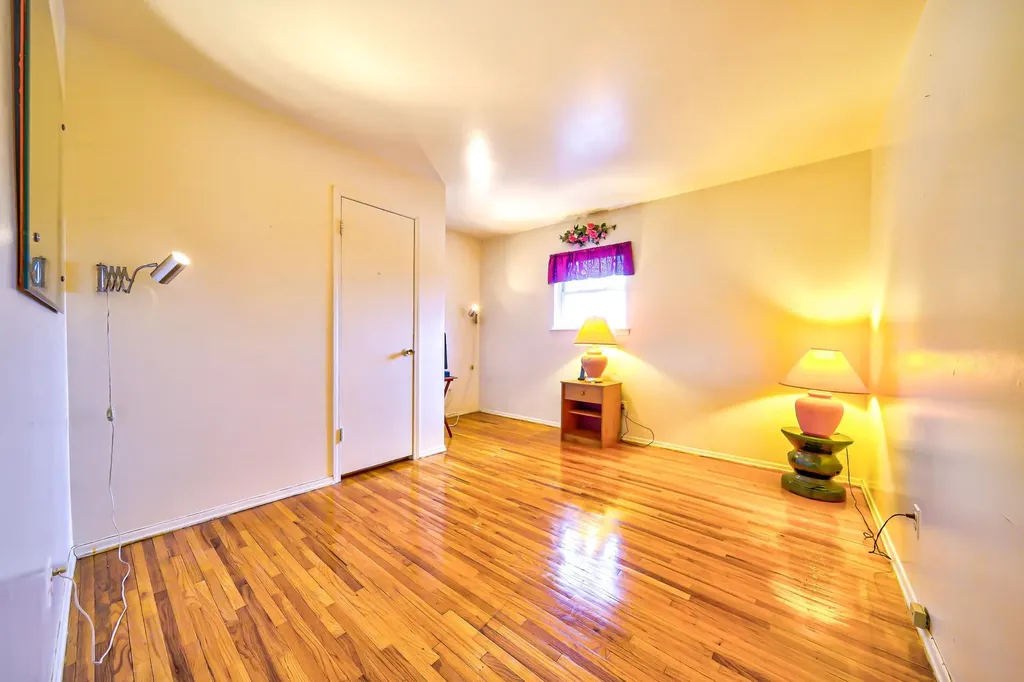 77 Hillcrest Avenue White Plains NY 10607