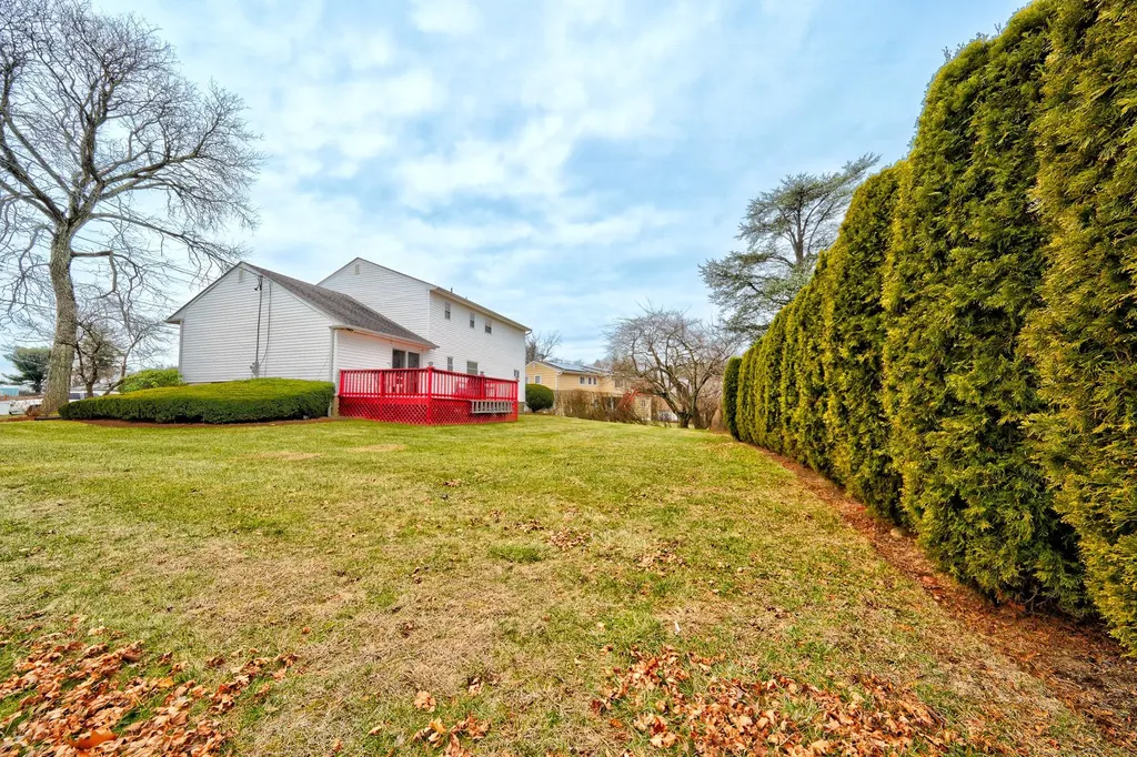 77 Hillcrest Avenue White Plains NY 10607