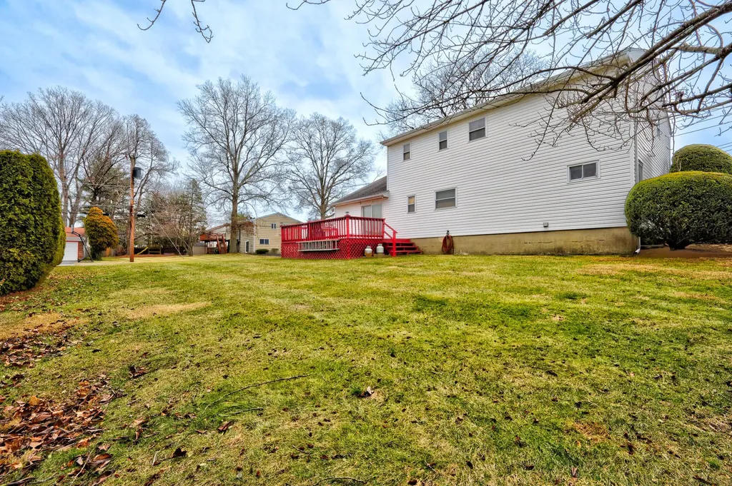 77 Hillcrest Avenue White Plains NY 10607