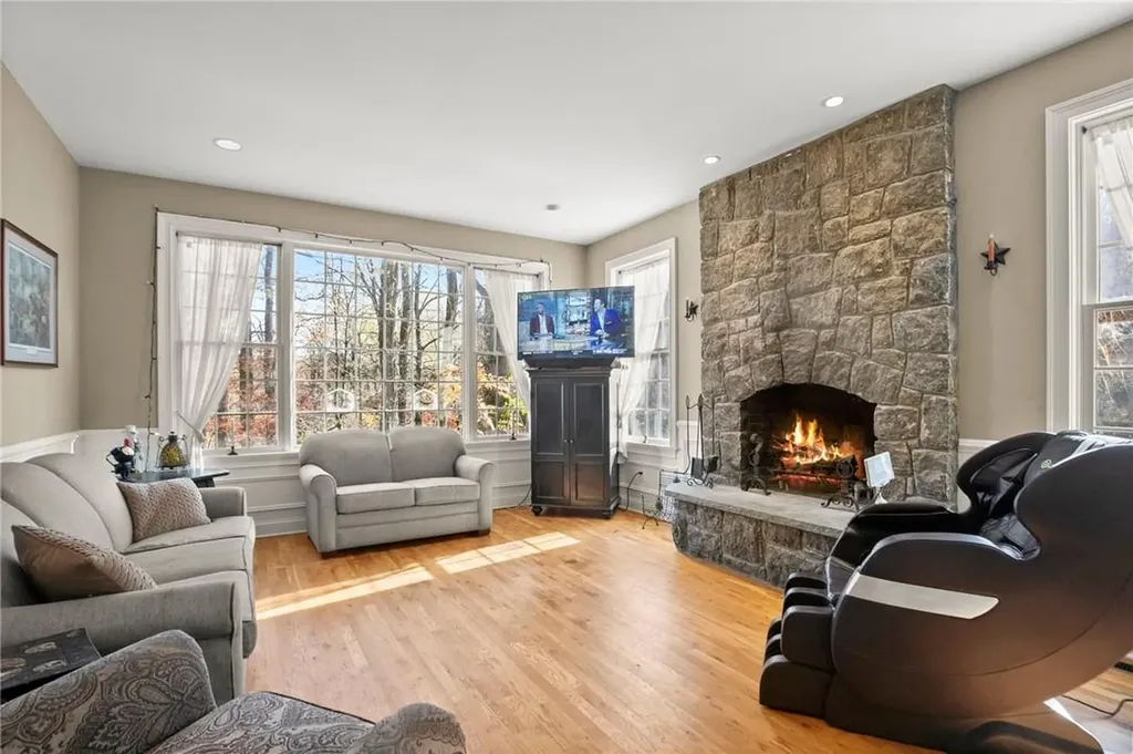 141 Dugway Drive Pawling NY 12564