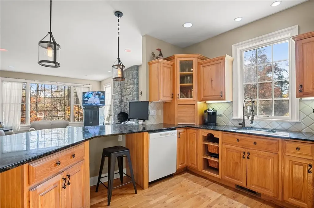 141 Dugway Drive Pawling NY 12564