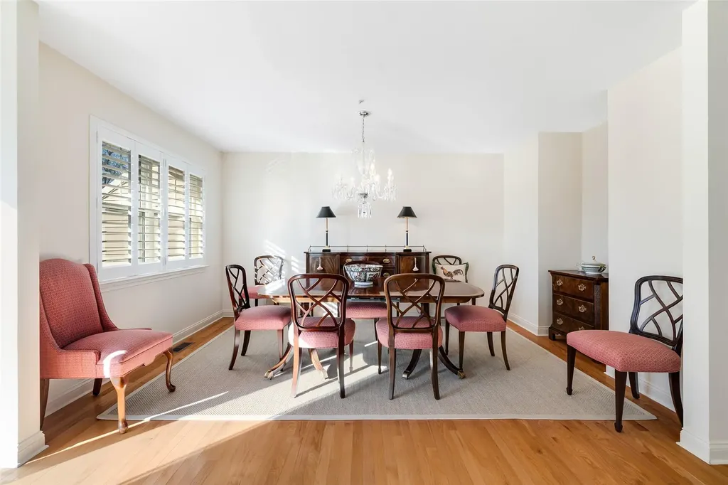 85 Winding Ridge Road White Plains NY 10603