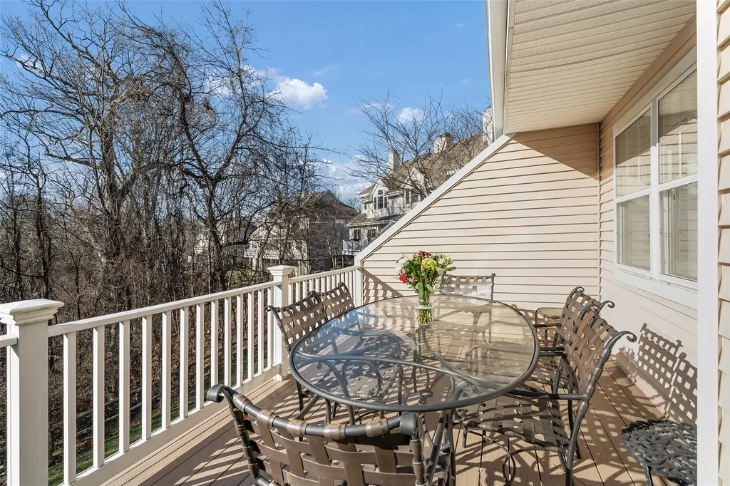 85 Winding Ridge Road White Plains NY 10603