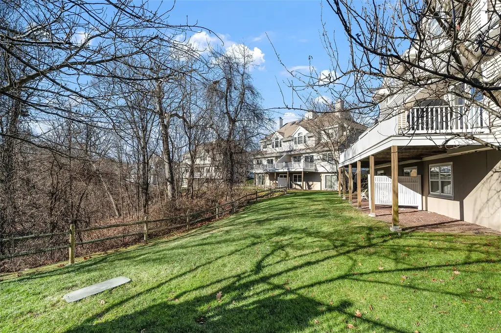 85 Winding Ridge Road White Plains NY 10603