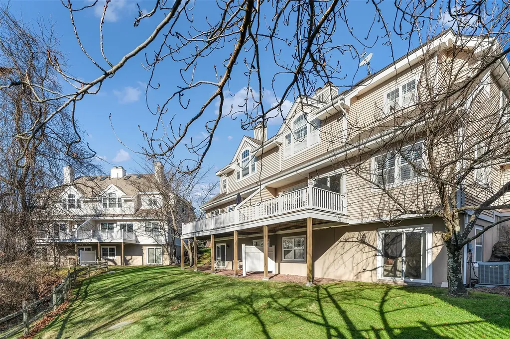 85 Winding Ridge Road White Plains NY 10603