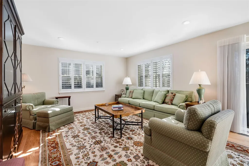 85 Winding Ridge Road White Plains NY 10603