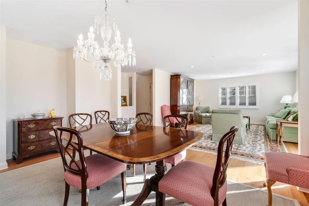 85 Winding Ridge Road White Plains NY 10603