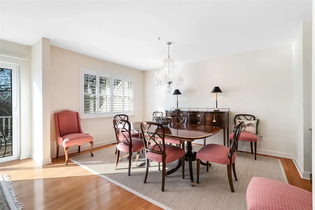85 Winding Ridge Road White Plains NY 10603