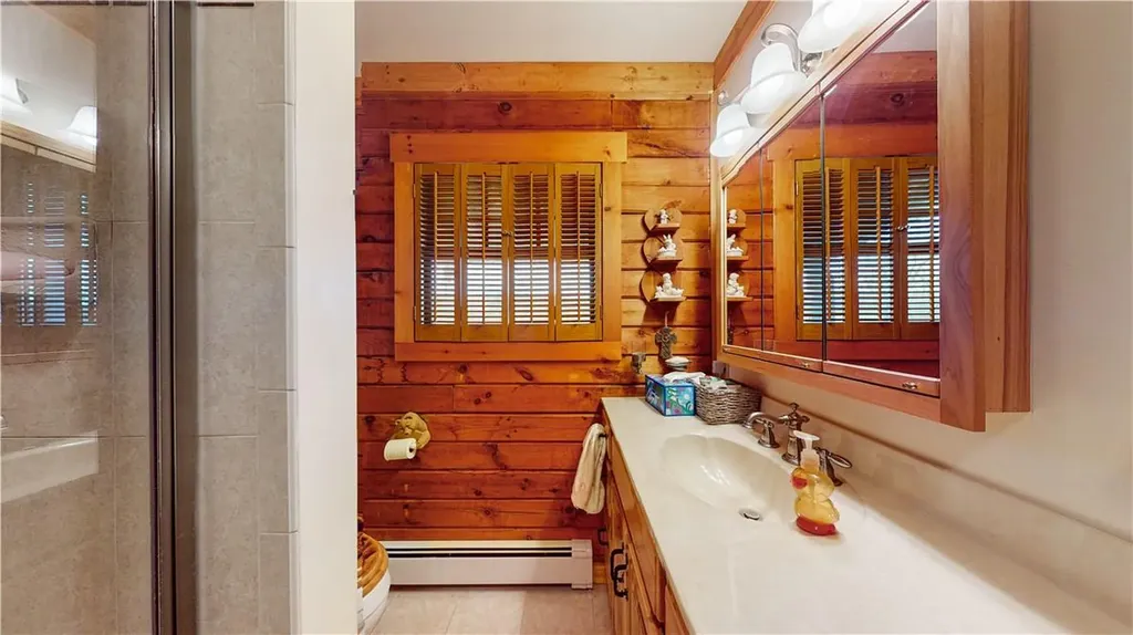 569 Scotchtown Collabar Road Middletown NY 10941