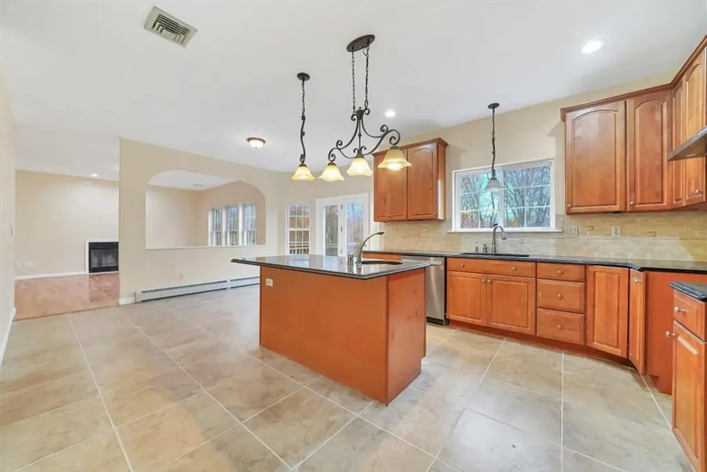 47 Post Road Monroe NY 10950