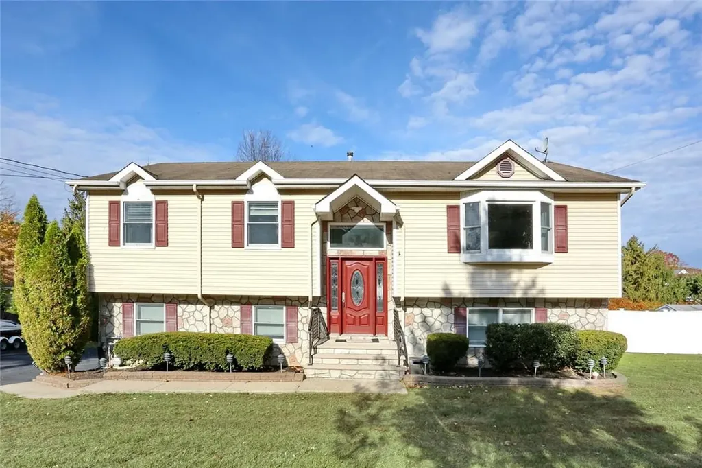 114 Lake Road Congers NY 10920