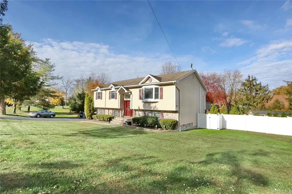 114 Lake Road Congers NY 10920